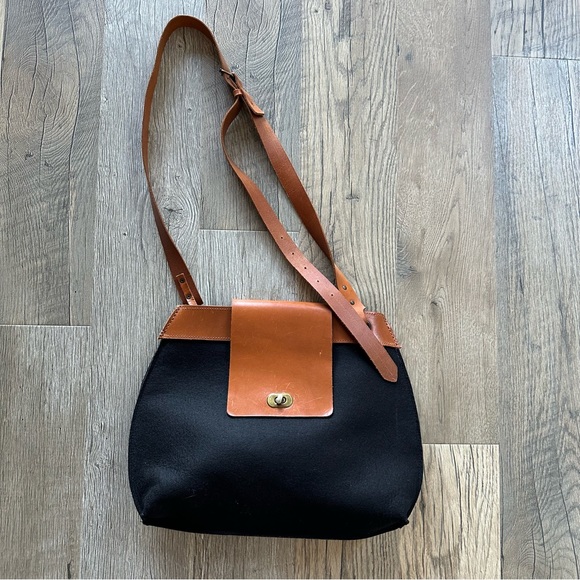 Vintage Bags Vintage Black Leather Crossbody Saddle Bag Poshmark